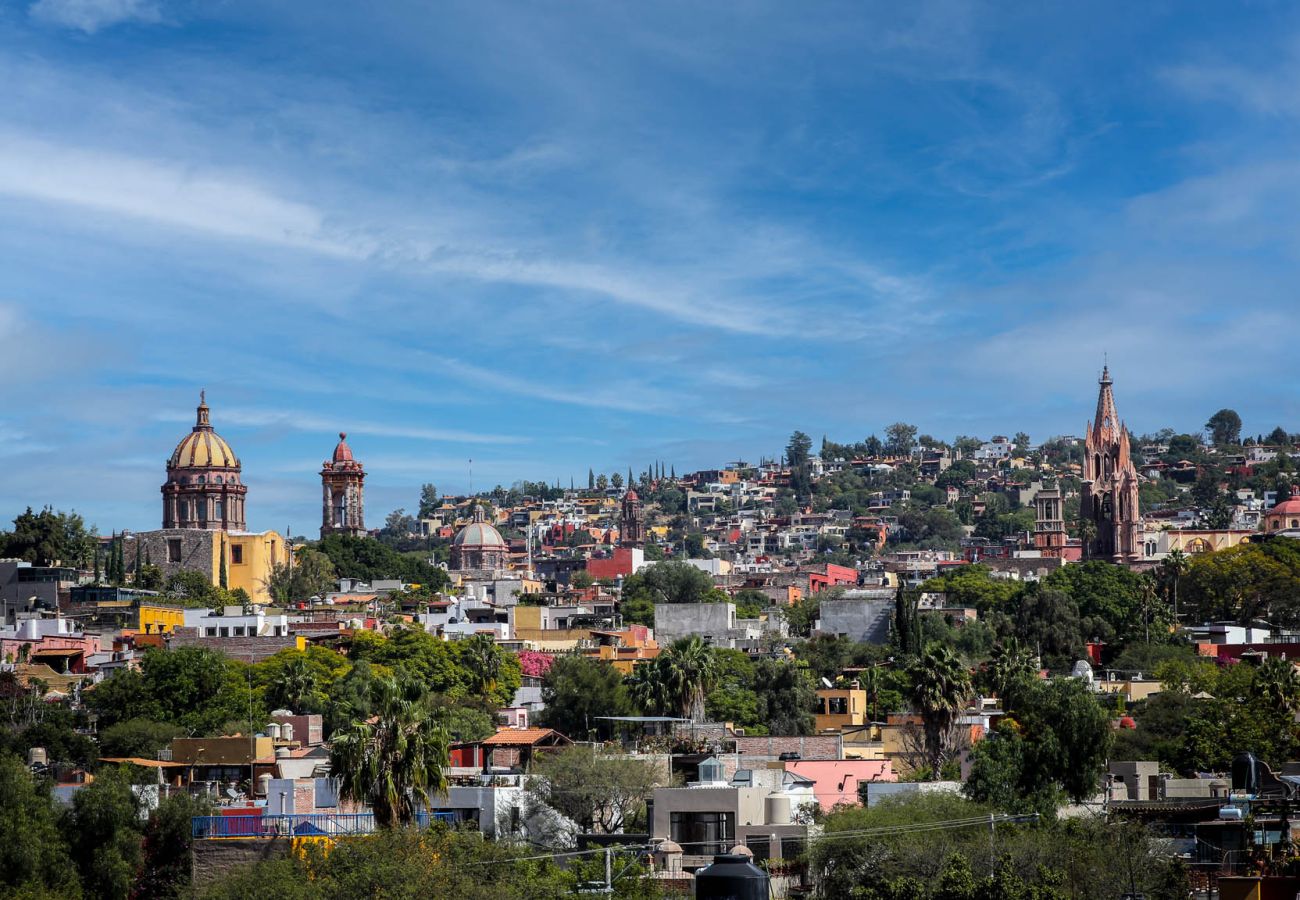 House in San Miguel de Allende - Casa De Las Vistas