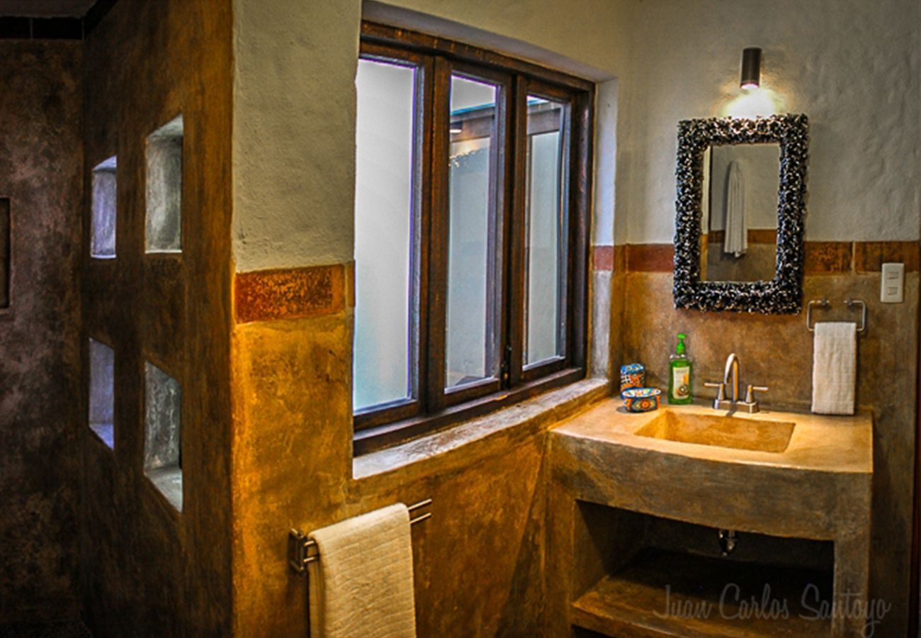 House in San Miguel de Allende - Casa Dos Monos