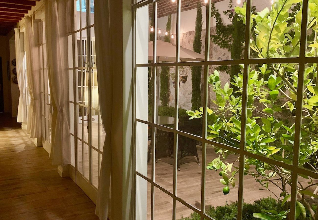 House in San Miguel de Allende - Casa Dos Vidas