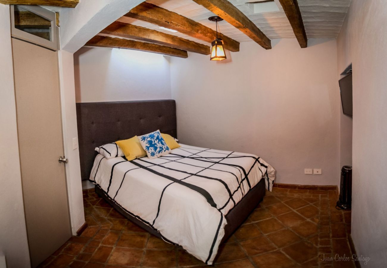 House in San Miguel de Allende - Casa Arco Dorado
