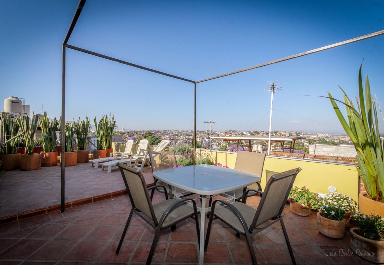 House in San Miguel de Allende - Casa Arco Dorado