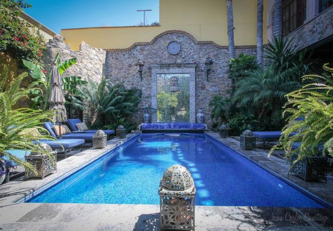 House in San Miguel de Allende - Casa De La Condesa