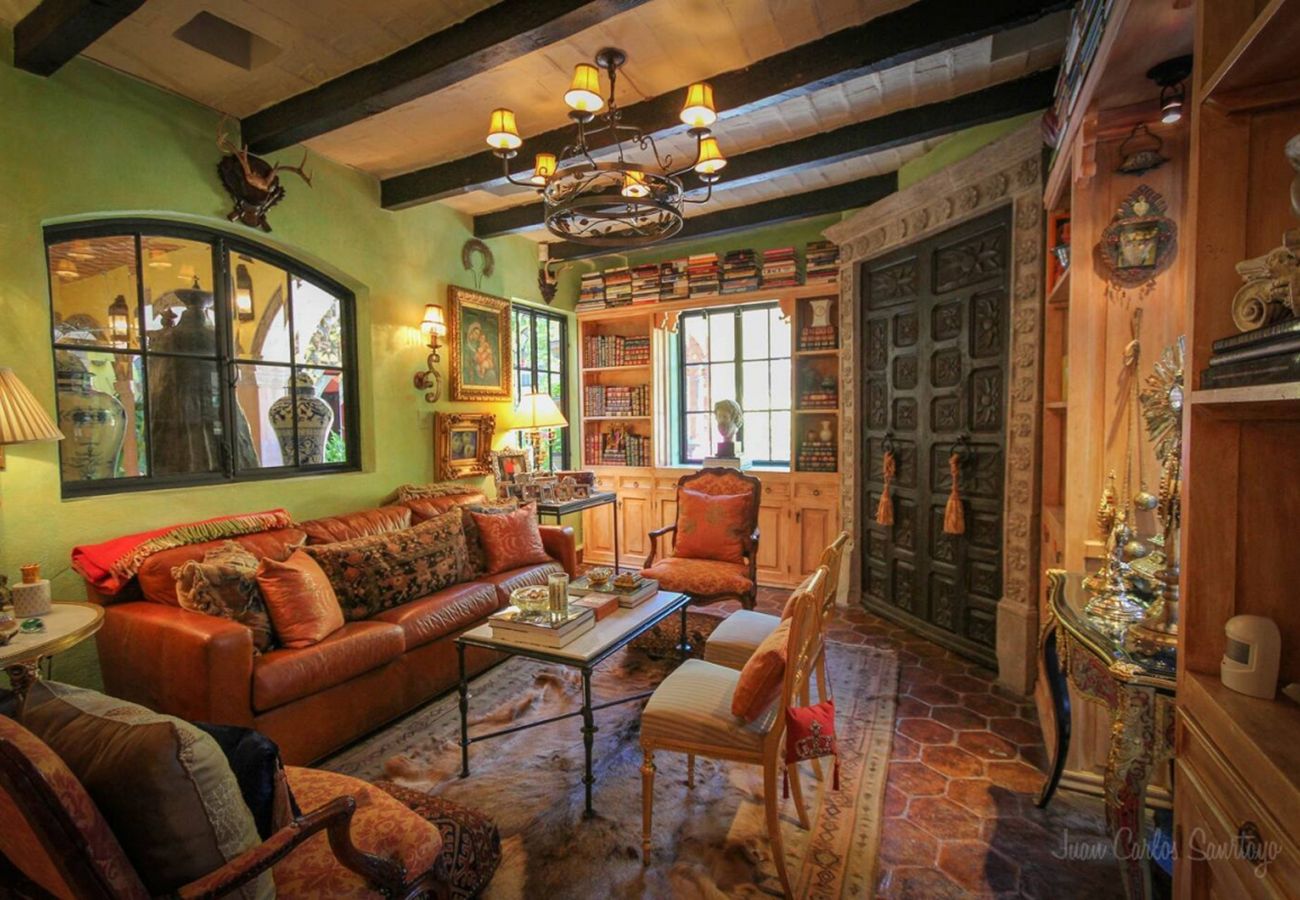 House in San Miguel de Allende - Casa De La Condesa