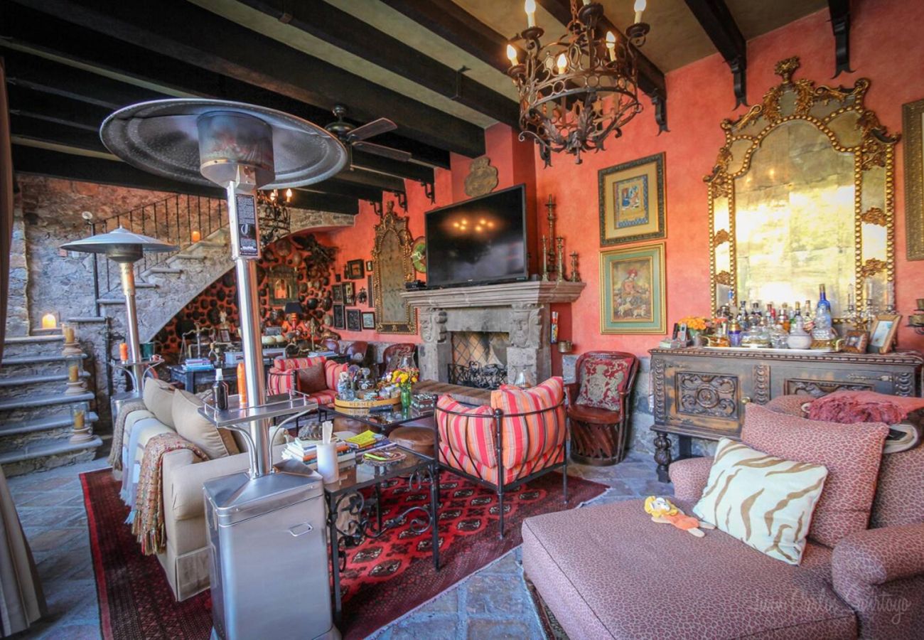House in San Miguel de Allende - Casa De La Condesa