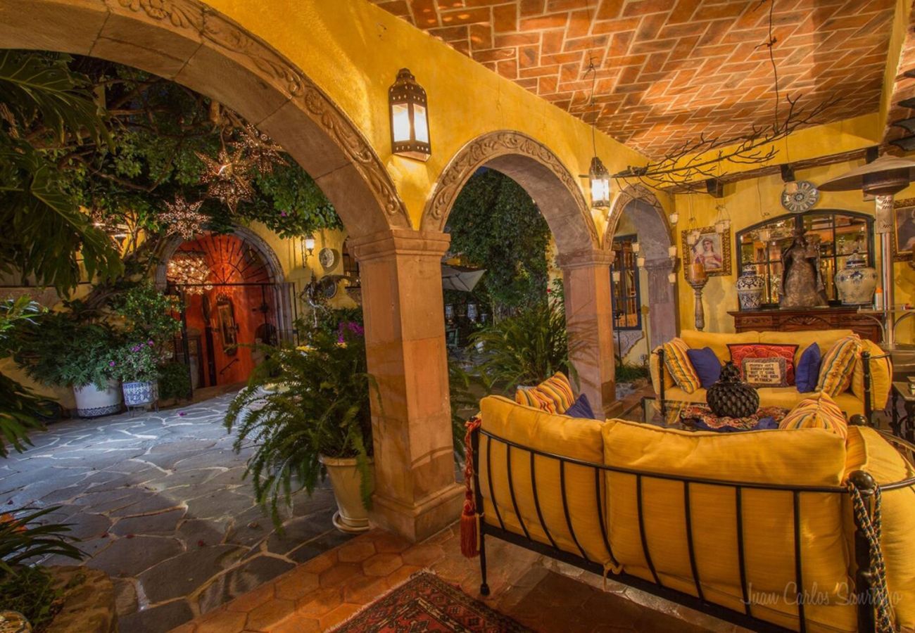 House in San Miguel de Allende - Casa De La Condesa