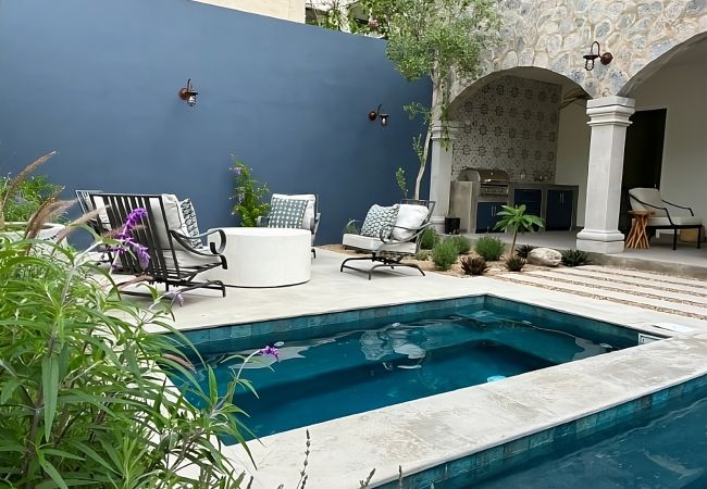 House in San Miguel de Allende - Casa Colina Roja