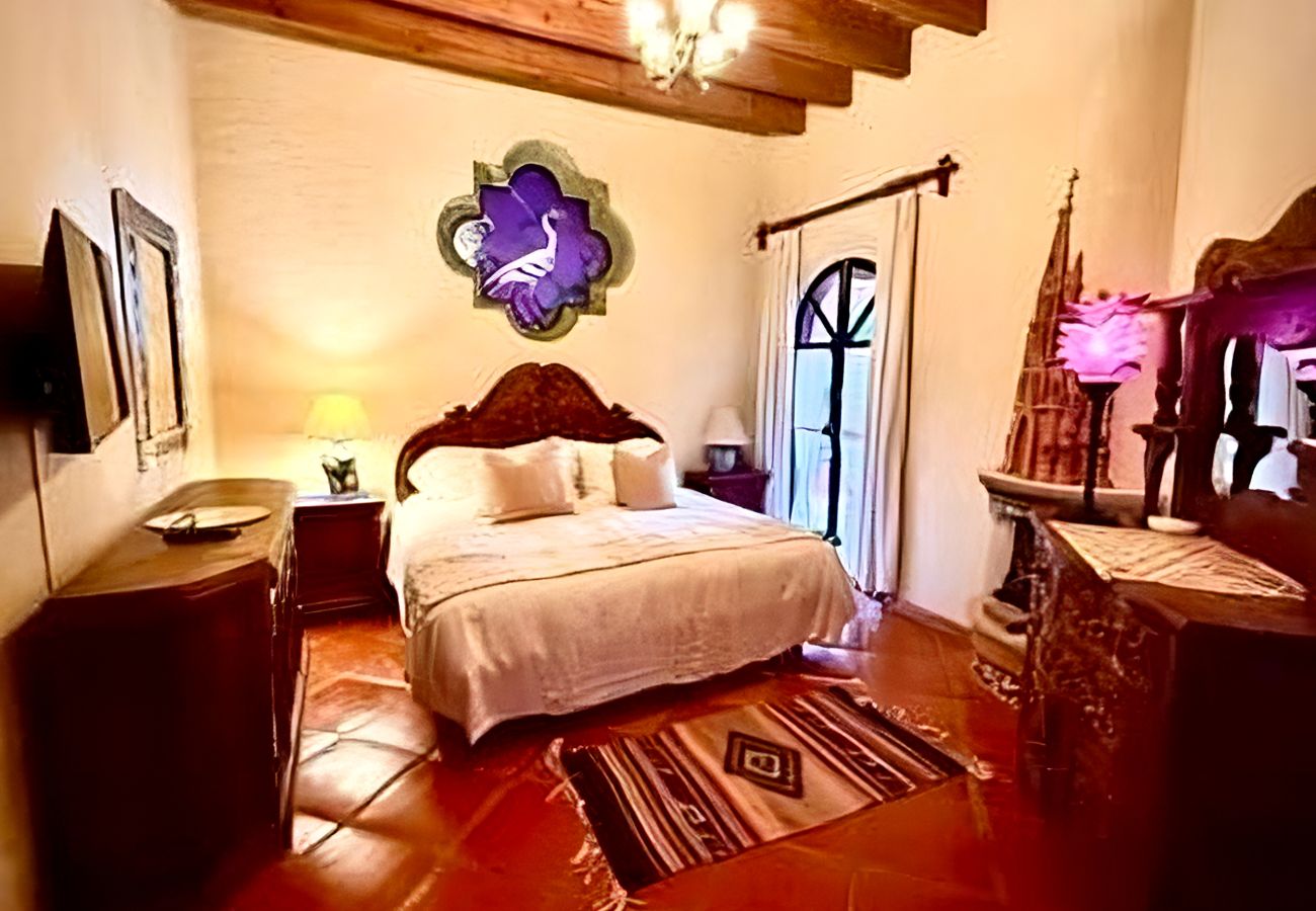 House in San Miguel de Allende - Casa Alta Vista