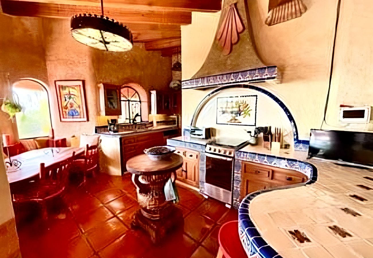 House in San Miguel de Allende - Casa Alta Vista